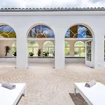 Apartmanhotel Secret D'uzes - Le Loft - Avec Piscine Chauffee