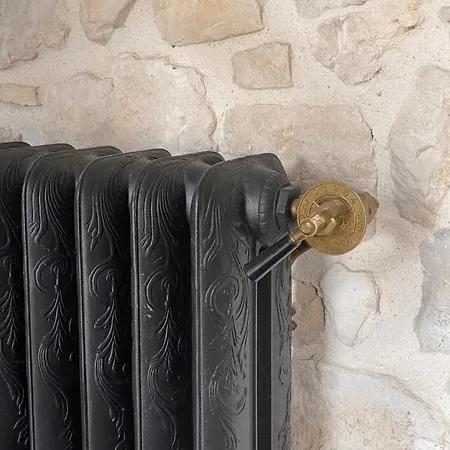 Domaine Secret D'Uzes & Spa - Avec Piscine Chauffee Апарт-отель Юзес