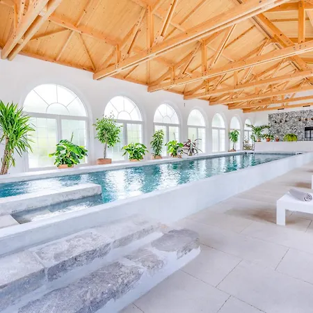 Domaine Secret D'Uzes & Spa - Avec Piscine Chauffee Апарт-отель