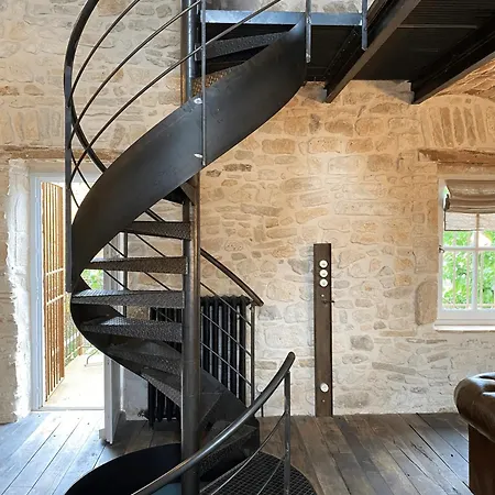 Secret D'uzès - Le Loft - Avec Piscine Chauffée 4*