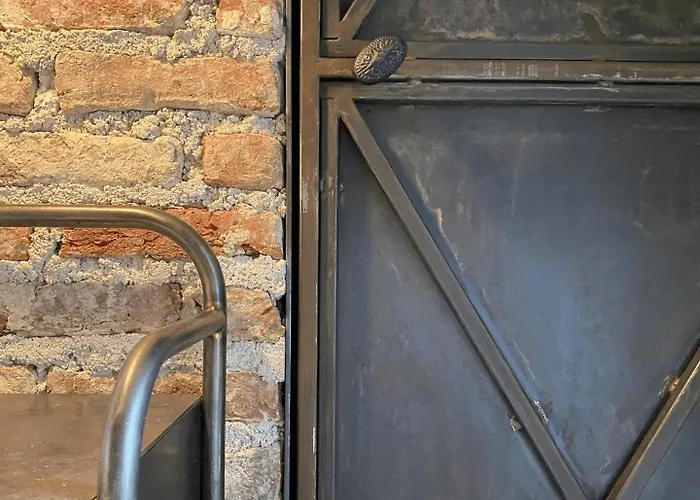 Secret D'uzes - Le Loft - Avec Piscine Chauffee Апарт-отель 4*