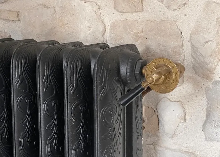Secret D'uzes - Le Loft - Avec Piscine Chauffee Апарт-отель Юзес