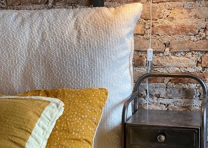 Secret D'uzes - Le Loft - Avec Piscine Chauffee 4*