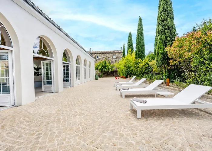 Secret D'uzes - Le Loft - Avec Piscine Chauffee Апарт-отель Юзес